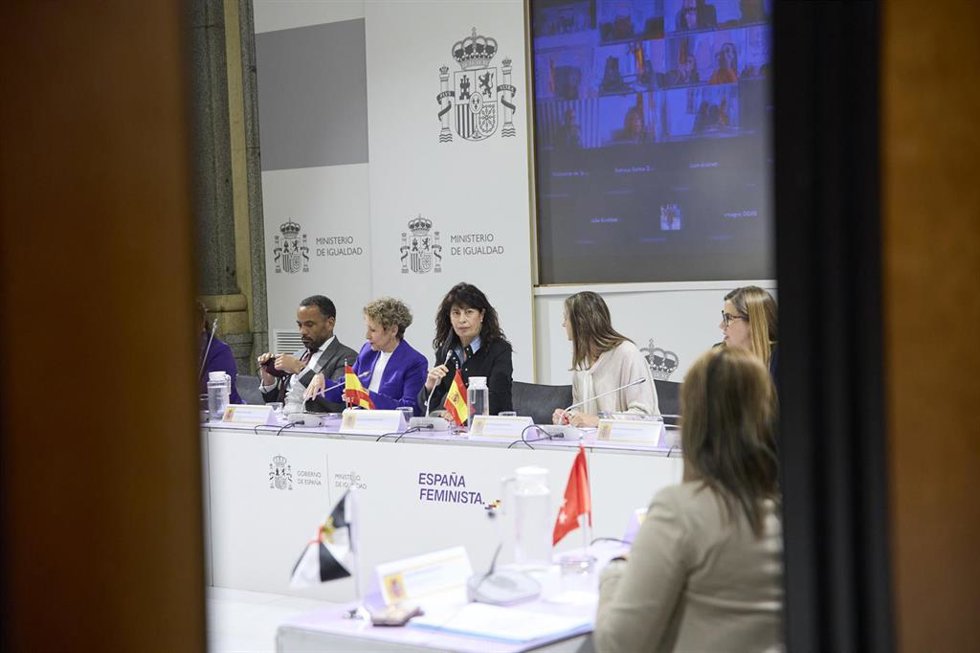La ministra de Igualdad, Ana Redondo (c), durante la Conferencia Sectorial de Igualdad, en el Ministerio de Igualdad, a 22 de abril de 2025, en Madrid (España). (Foto de archivo).