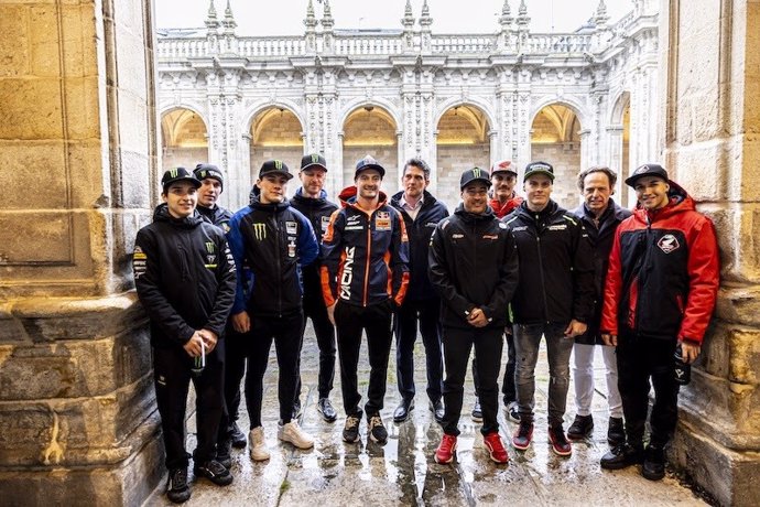 La Catedral de Lugo recibe al Gran Premio de España de motocross.