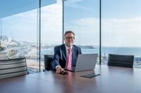 Castell aspira a convertir el Port de Tarragona en un clúster donde construir eólica marina