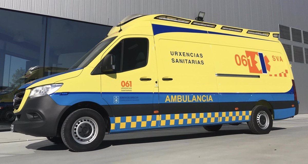 Trasladado un trabajador tras caer por un barranco con su camión en San Cibrao das Viñas (Ourense)