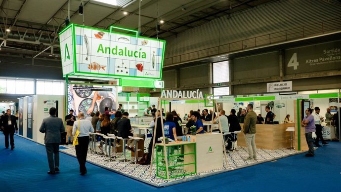 Más de 2.500 personas han visitado el stand  institucional de la Junta en Seafood Expo Global 2025.