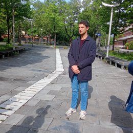El portavoz del PNV en el Parlamento vasco, Joseba Díez Antxustegi
