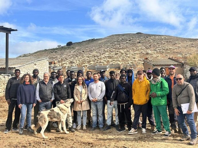 Inicio de la Escuela de Pastores en Cogolludo.