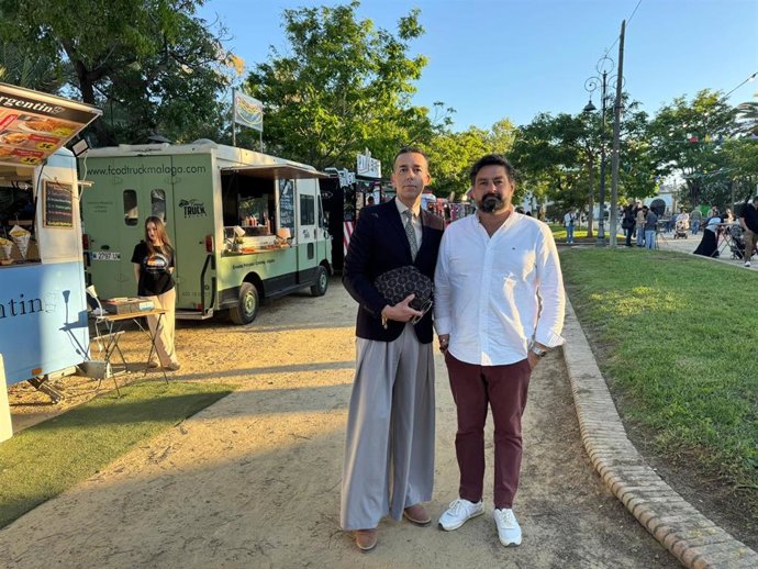Inauguración del Festival Mundial de Foodtrucks en el Parque de la Victoria de El Puerto.