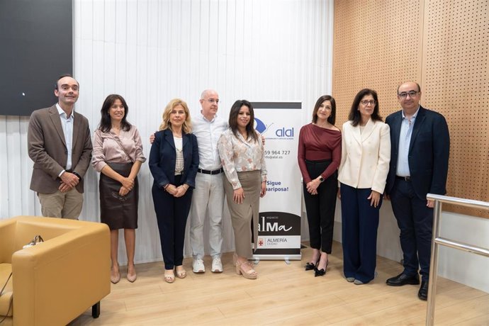 Instituciones se unen al 30 Aniversario de la asociación ALAL en el Día del Lupus y enfermedades autoinmunes.