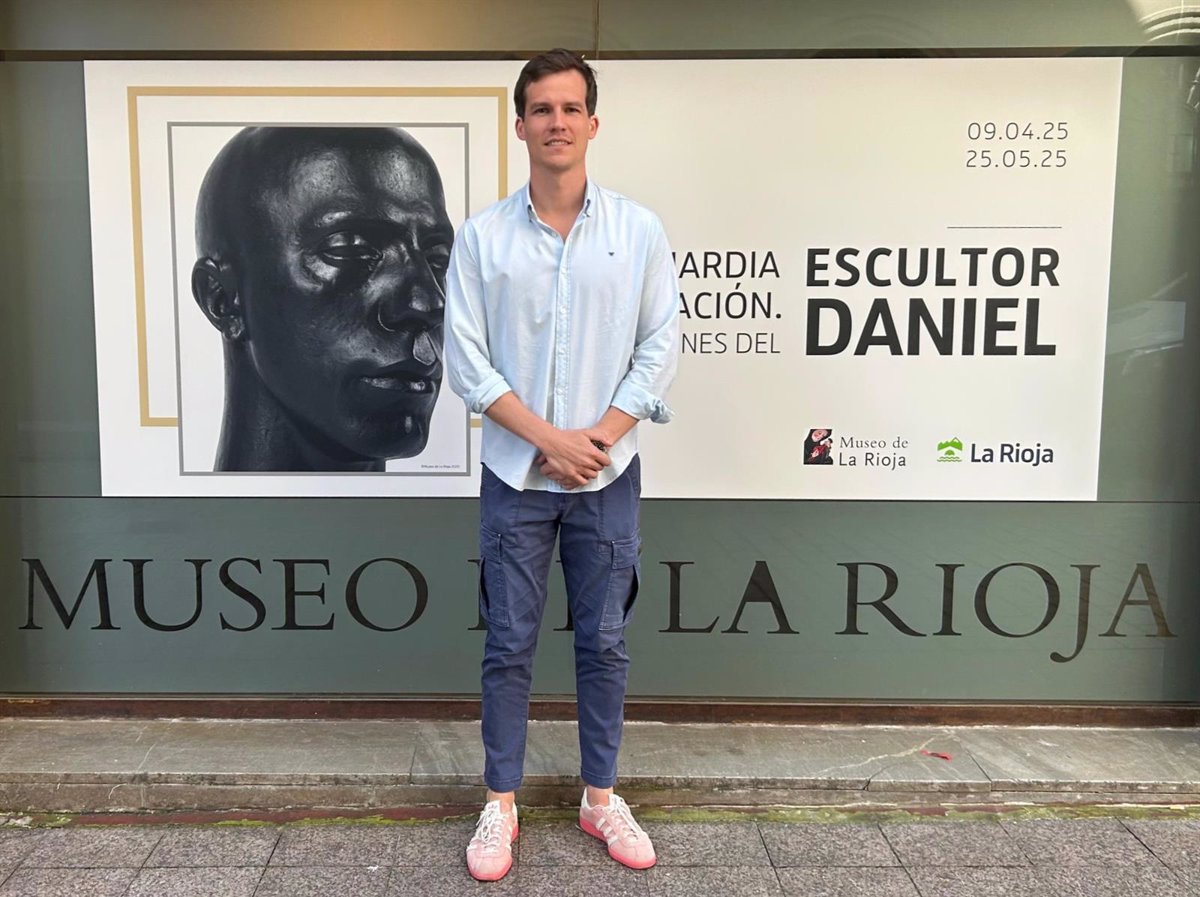 Vox critica que Andreu  gastó 295.000 euros  en comprar 13 obras del escultor Daniel tras la convocatoria de elecciones