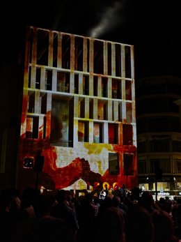 El espectáculo audiovisual 'Murcia Tres Culturas, una historia de convivencia' volverá a proyectarse sobre la fachada del Edificio Moneo