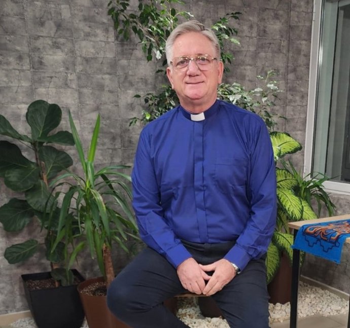 El padre Javier Soteras, director de Radio María en Argentina.