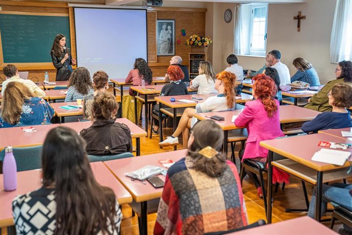 Archivo - Retiro literario anterior