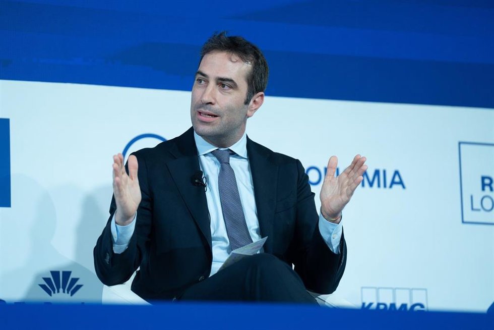 El ministro de Economía, Comercio y Empresa, Carlos Cuerpo, interviene durante la 40 Reunió Cercle d'Economia, en el Palau de Congresos de Cataluña, a 6 de mayo de 2025, en Madrid (España). La edición de este año se celebra entre ayer y mañana, 7 de may