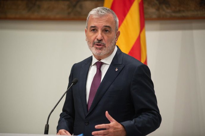 Archivo - El alcalde de Barcelona, Jaume Collboni, ofrece una rueda de prensa tras su primera reunión institucional, en el Palau de la Generalitat, a 4 de septiembre de 2024, en Barcelona, Catalunya (España). El pasado 23 de agosto tuvieron una reunión má