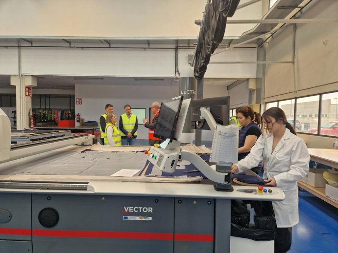 Visita a Confecciones Oroel