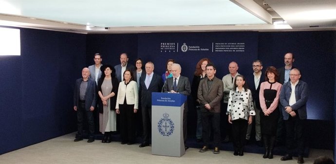 Archivo - Jurado del Premio Princesa de Asturias de las Letras 2024 reunido en Oviedo el 23 de mayo de 2024.