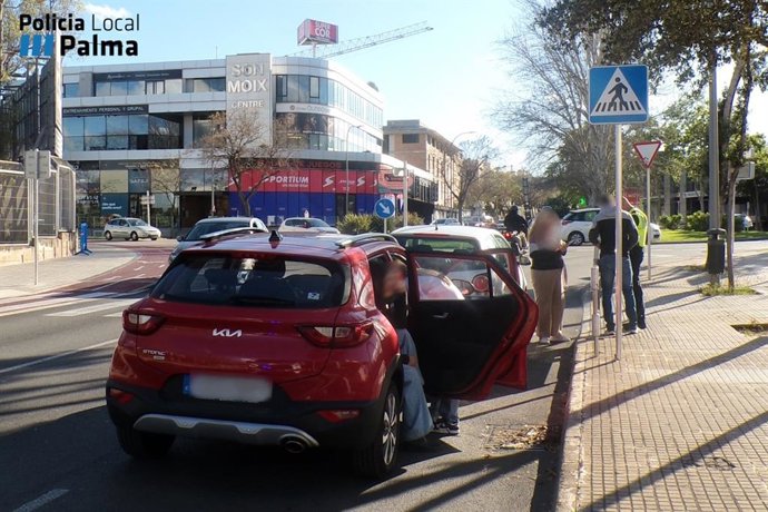 Imagen del accidente provocado por una joven sin permiso de conducir en Palma