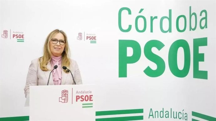 La senadora del Grupo Parlamentario Socialista, María Ángeles Luna.