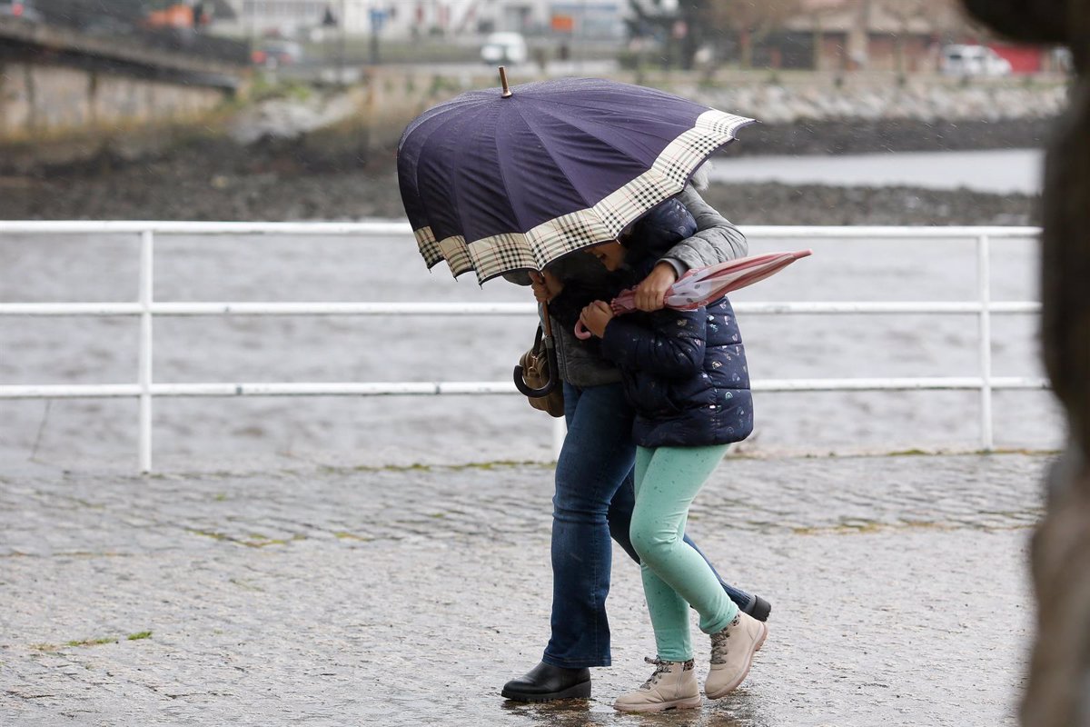 El interior de la provincia de Pontevedra estará este lunes en aviso amarillo por lluvias