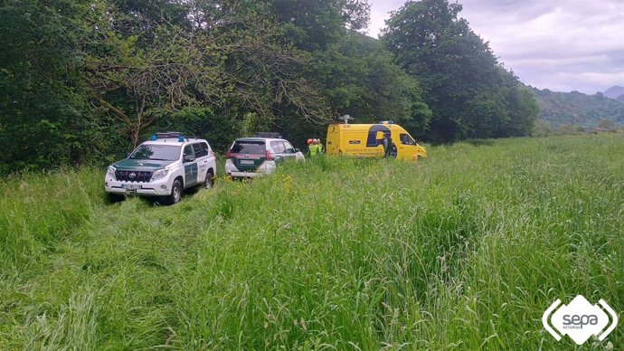 Herido un pescador tras caer al río Sella en Parres.