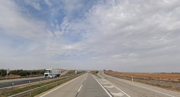 Autovía A-4 a su paso por Herencia.