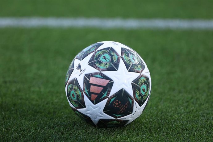 Balón de la Liga de Campeones 2024-2025.