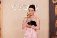 Mikey Madison (Anora) se une a Kirsten Dunst en Reptilia