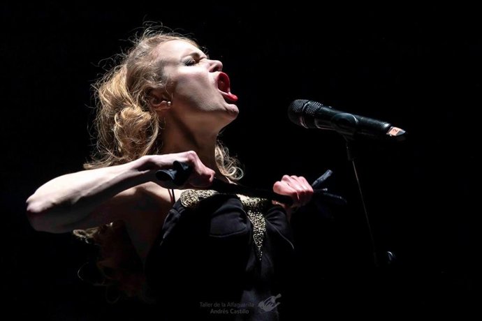 Jimena González presenta con su agrupación Vale 4 Tango el espectáculo 'Loca'.