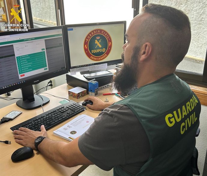 Agente de la Guardia Civil del Equipo @