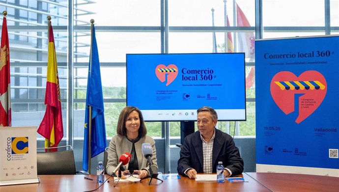 Valladolid sede el día 19 de mayo del I Congreso de Comercio de CyL, con expertos en mercadotecnia y nuevas tecnologías. En la foto, María Pettit y Adolfo Sáinz.