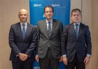 BBVA asume que es "negativo" fijar un impuesto a las pernoctaciones pero pide evaluar cuál es su objetivo