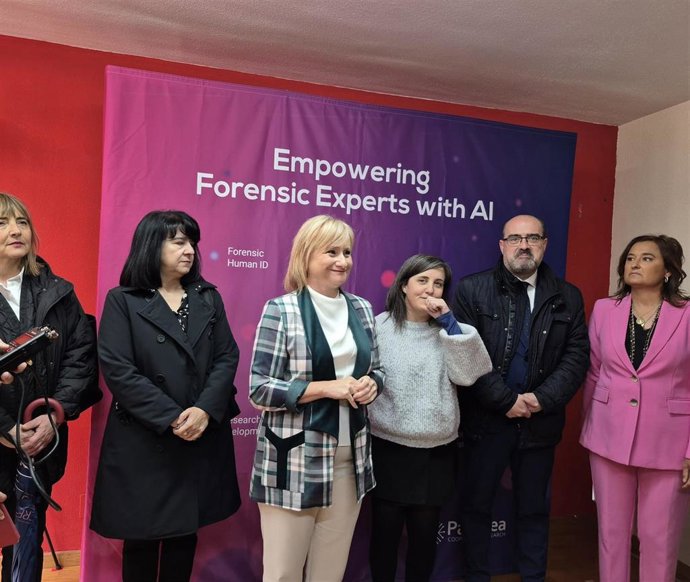 N su visita a la cooperativa Panacea en Ponferrada (León).