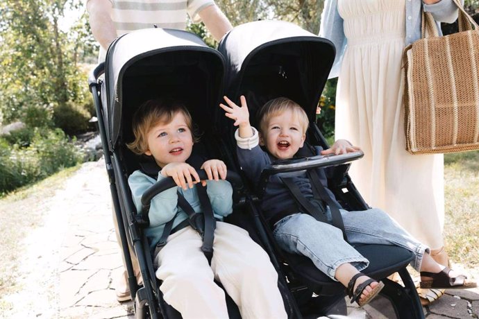 UPPAbaby presenta Minu Gemelar, la nueva silla de paseo pensada para padres con gemelos