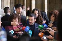 Consumo envía a la Xunta el archivo digital con 9.647 pisos turísticos ilegales anunciado por Bustinduy en abril