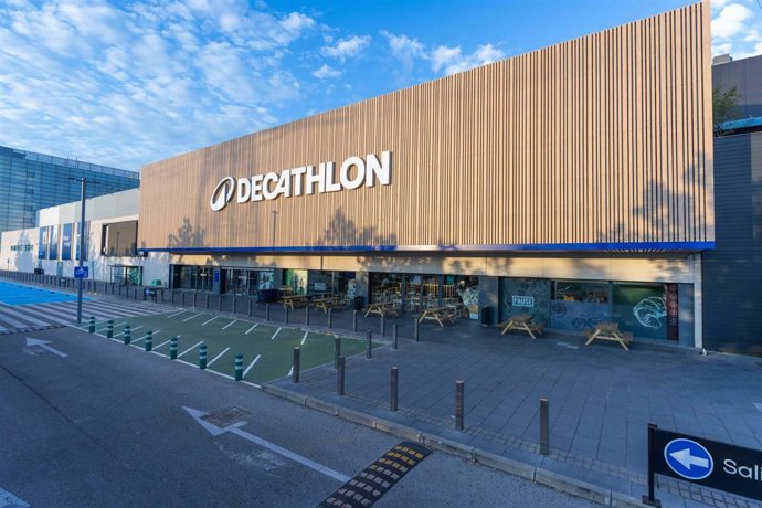 Tienda con la nueva imagen de Decathlon