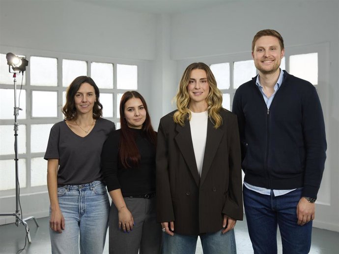 Archivo - Flopp Eco ficha a la futbolista Alexia Putellas como socia