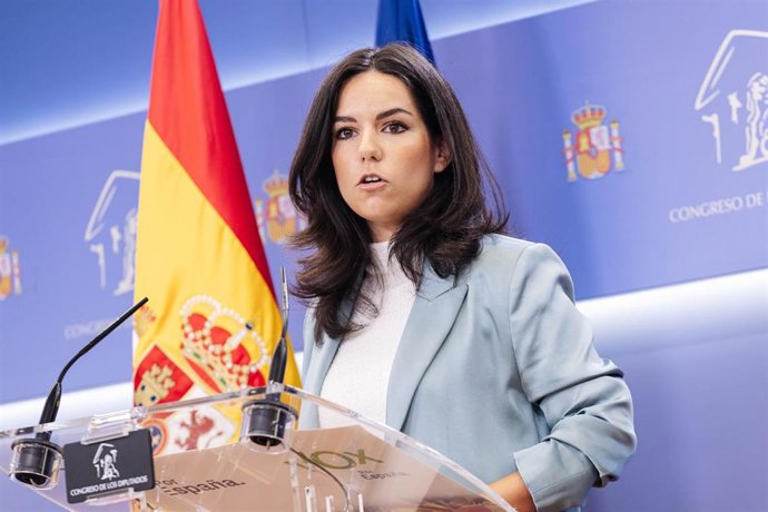 Archivo - La diputada de VOX María José Rodríguez de Millán durante una rueda de prensa anterior a la reunión de la Junta de Portavoces del Congreso.