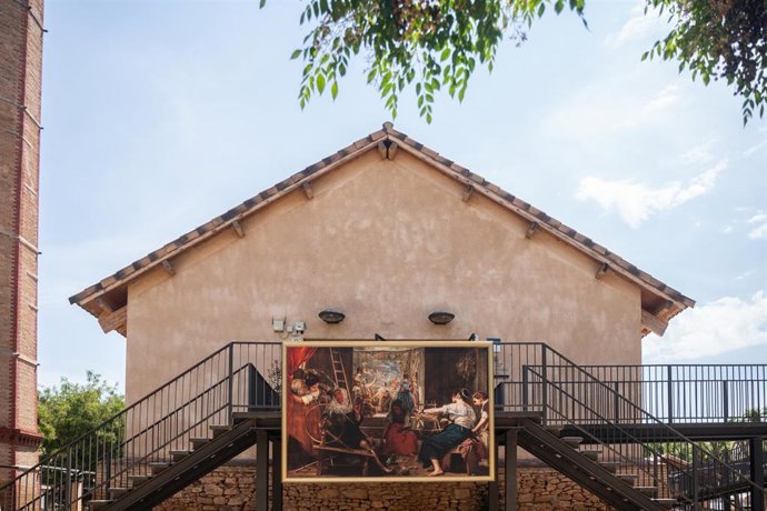 Una de las réplicas del Prado instaladas en Paiporta