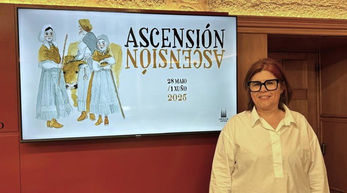 La concejala de Fiestas de Santiago, Pilar Lueiro, en la presentación de la Ascneisón, a 13 de mayo de 2025.