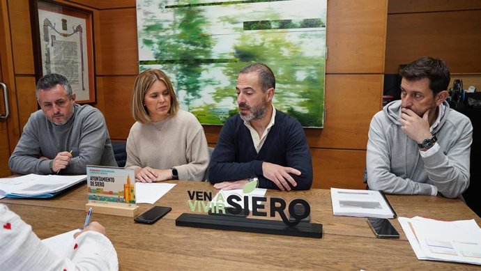 El Ayuntamiento renovará los baños infantiles del CP Peña Careses