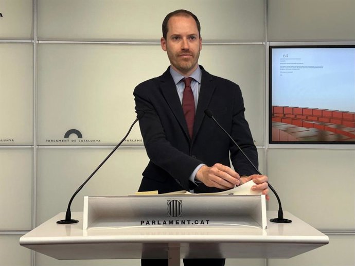 El portavoz del PP en el Parlament, Juan Fernández