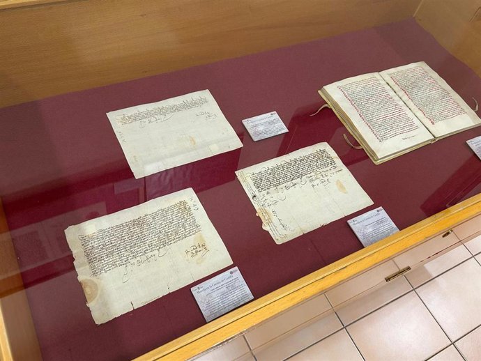 Documentos históricos incluidos en la exposición 'Murcia en la Corona de Castilla'