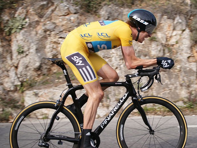 Archivo - El exciclista británico Bradley Wiggins durante el Tour de Francia de 2012