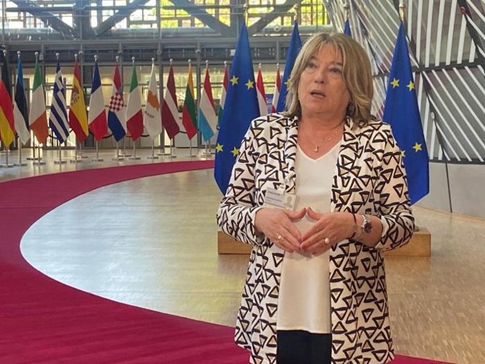 La consejera de Educación, Cultura y Deporte del Gobierno de Aragón, Tomasa Hernández, en Bruselas.
