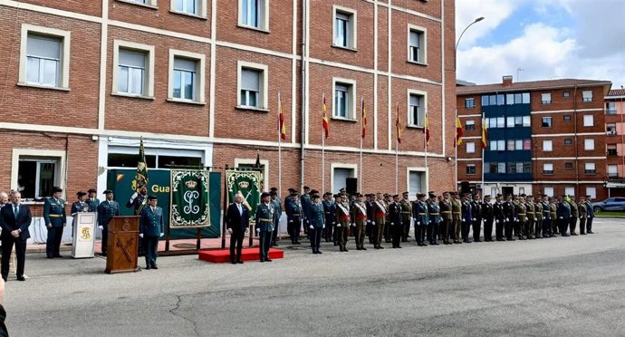 Acto conmemorativo del centésimo octogésimo primer aniversario de la Fundación de la Guardia Civil celebrado en el Acuartelamiento de ‘El Parque’ de León.