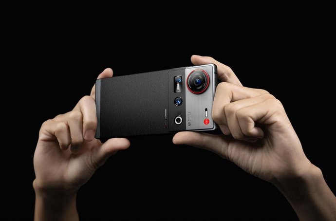 Archivo - Nuevo nuvia Z70S de ZTE.