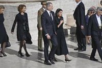 Los Reyes acudirán a la misa de apertura del papado de León XIV junto a Montero y Sánchez no asistirá