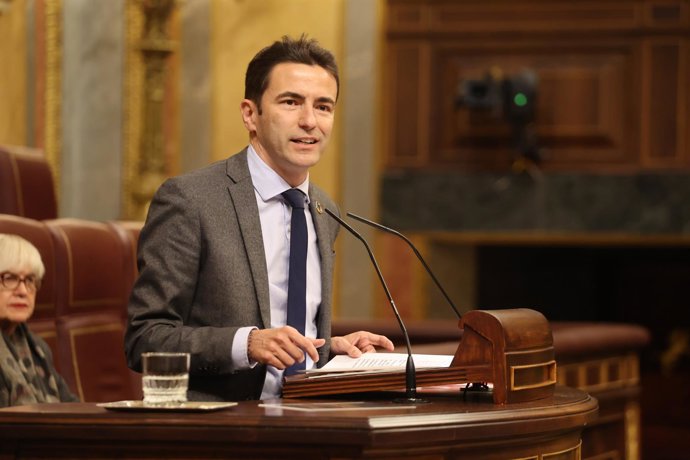 El secretario general del PSOE de Cantabria, Pedro Casares