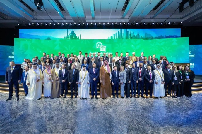 Asistentes a la primera edición del foro 'Arab European Cities Dialogue' que se ha celebrado del 11 al 13 de mayo en Riad (Arabia Saudí), con presencia de Córdoba.