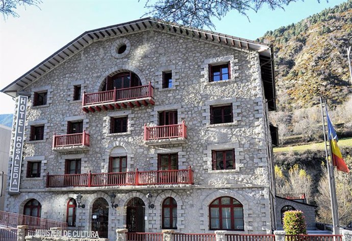 L'antic Hotel Roserar, seu del ministeri de Cultura d'Andorra