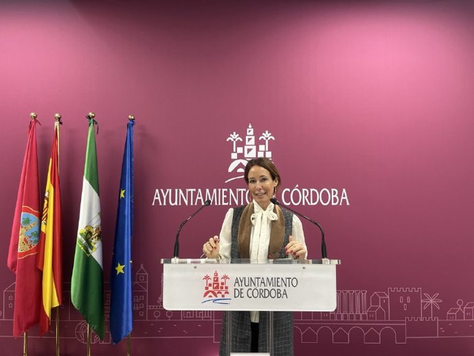 Archivo - La delegada de Deportes del Ayuntamiento de Córdoba, Marián Aguilar.