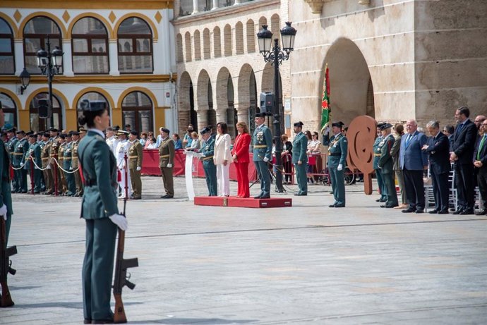 Acto central por la conmemoración del 181º aniversario de la fundación de la Guardia Civil en la plaza Mayor de Andalucía de Palma del Río.
