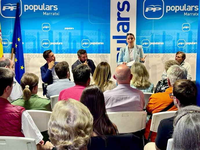 La presidenta del PP de Baleares, Marga Govern, esta tarde en la Junta Local de los 'populares' de Marratxí.